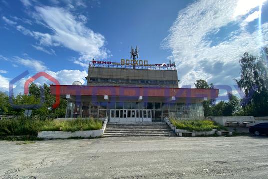 В Первоуральске продают здание кинотеатра «Восход» - Фото 1