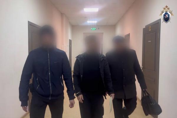 В Подмосковье мужчина жестоко расправился с соседкой и ее шестилетним сыном - Фото 1