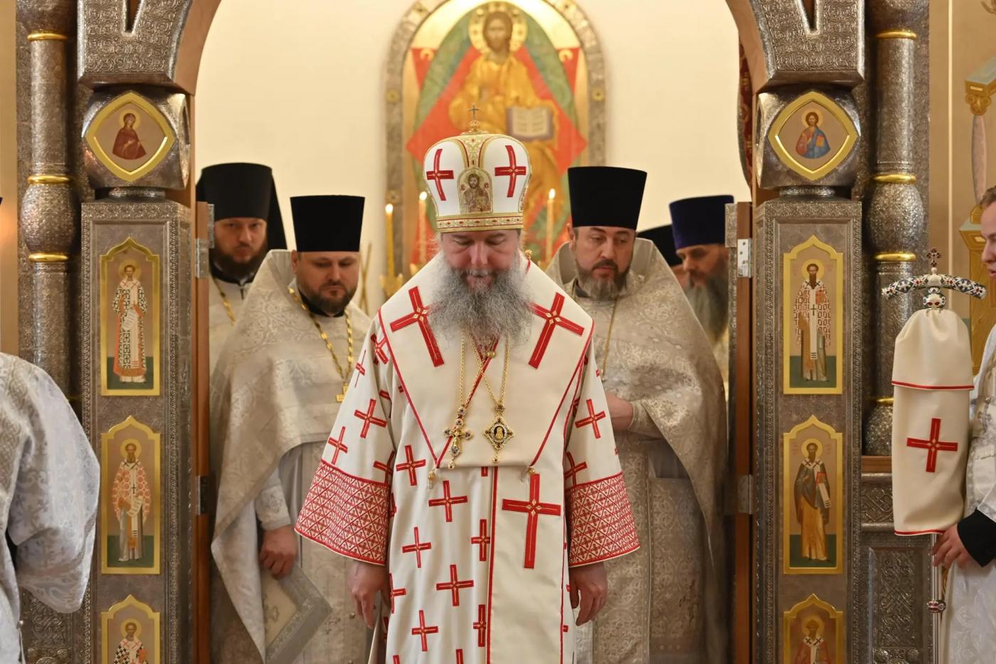 Владыка Евгений совершил чин освящения Владимиро-Елисаветинского храма - Фото 1