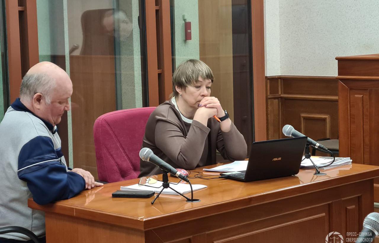 В Облсуде начали судить пенсионера, обвиняемого в убийстве сожительницы из-за денег на машину  - Фото 1
