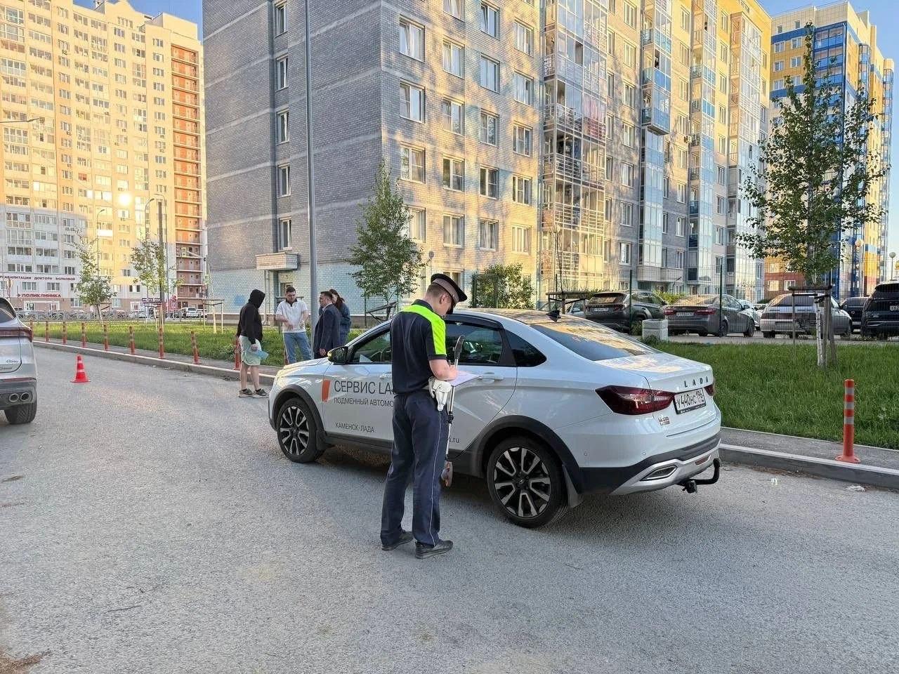 Автоледи сбила 10-летнего ребенка в Академическом - Фото 1