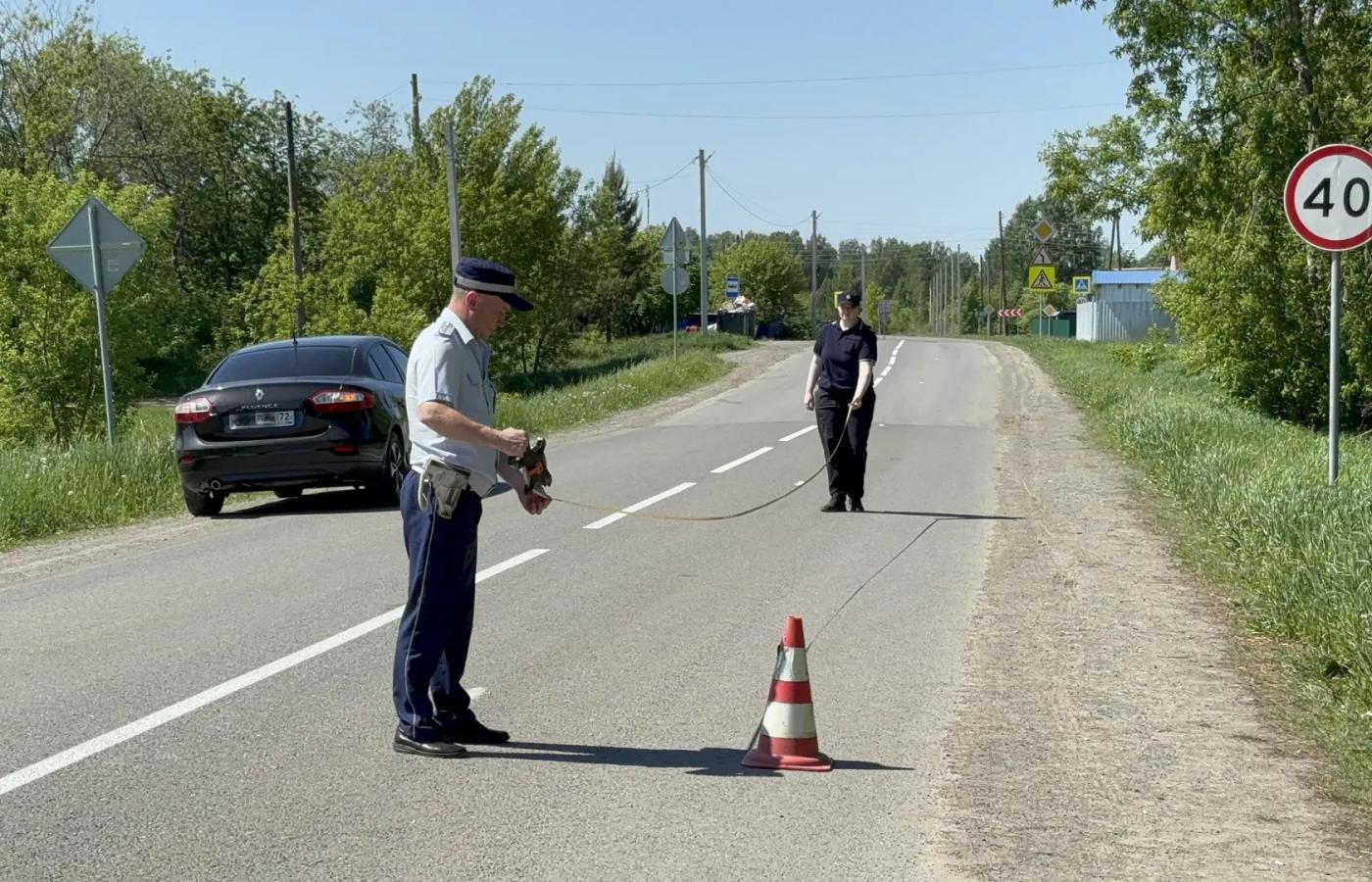 В Свердловской области женщина-водитель «Рено» сбила 11-летнего велосипедиста - Фото 1