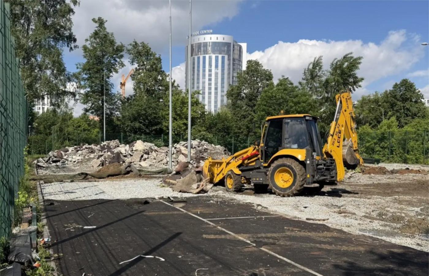 Старые игровые поля начали сносить в екатеринбургском парке Павлика Морозова - Фото 1