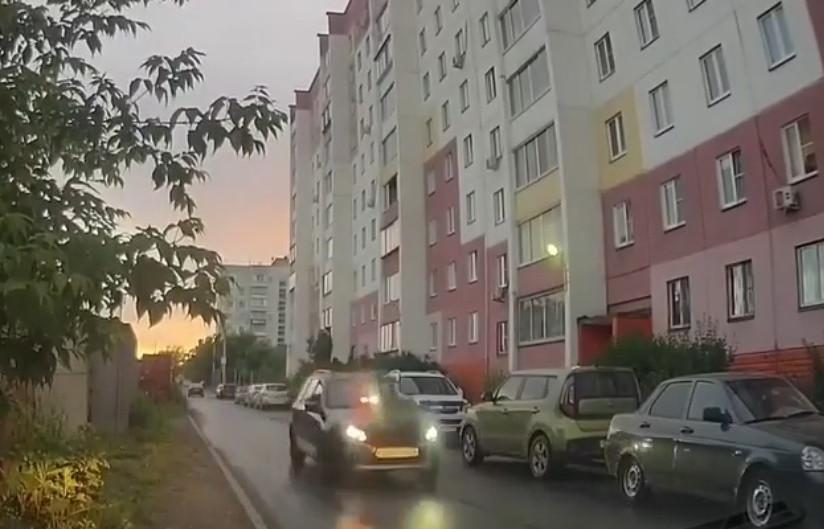 В Челябинске поймали водителя машины без прав и со световым спецсигналом - Фото 1