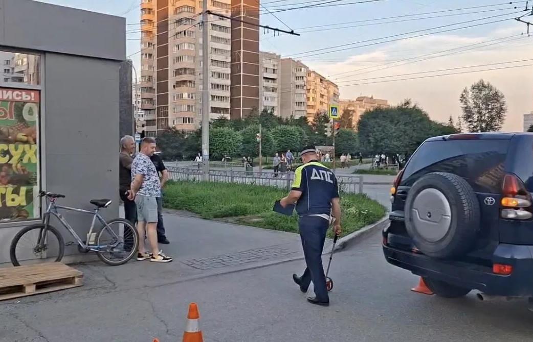 Водитель «Тойоты» сбил подростка на велосипеде на Ботанике - Фото 1