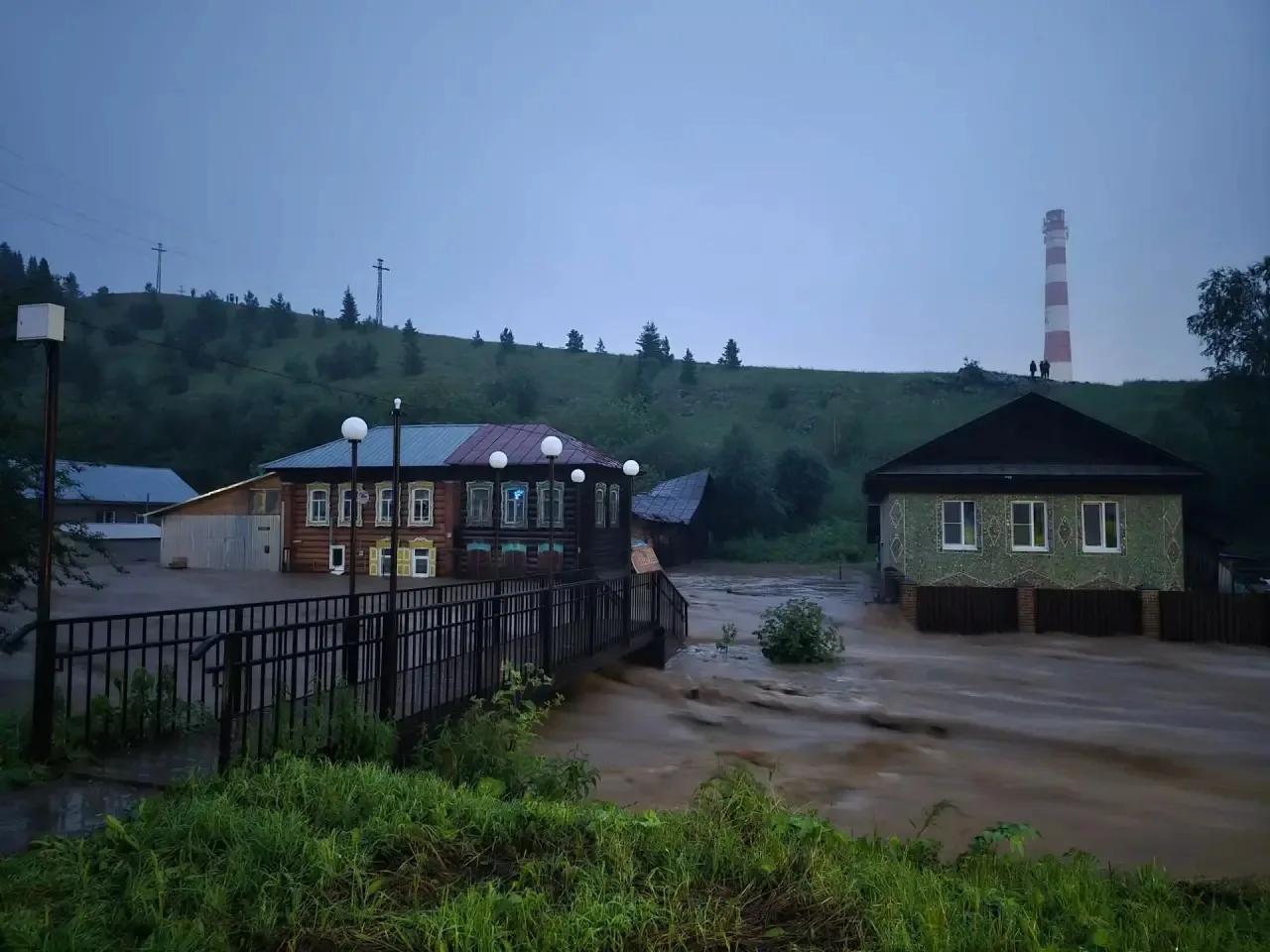 Прокуратура из-за паводка нагрянула с проверкой в мэрию Нижних Серег - Фото 1