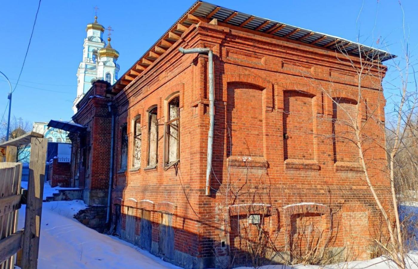Здание земской школы у Харитоновского парка в Екатеринбурге станет часть ЖК - Фото 1