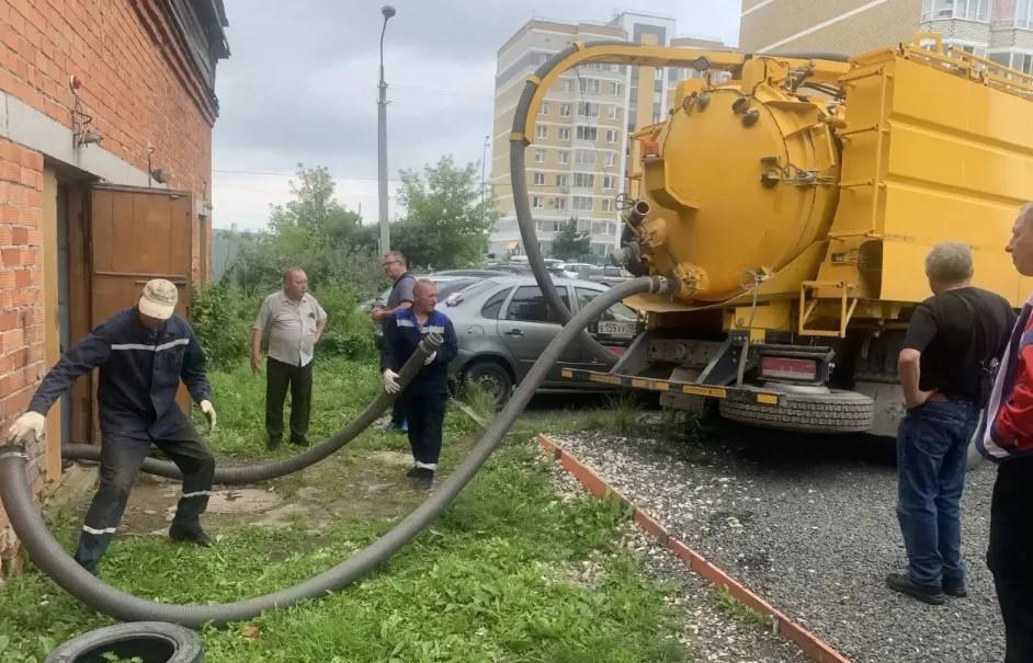 Из-за коммунальной аварии часть Арамиля осталась без холодной воды - Фото 1