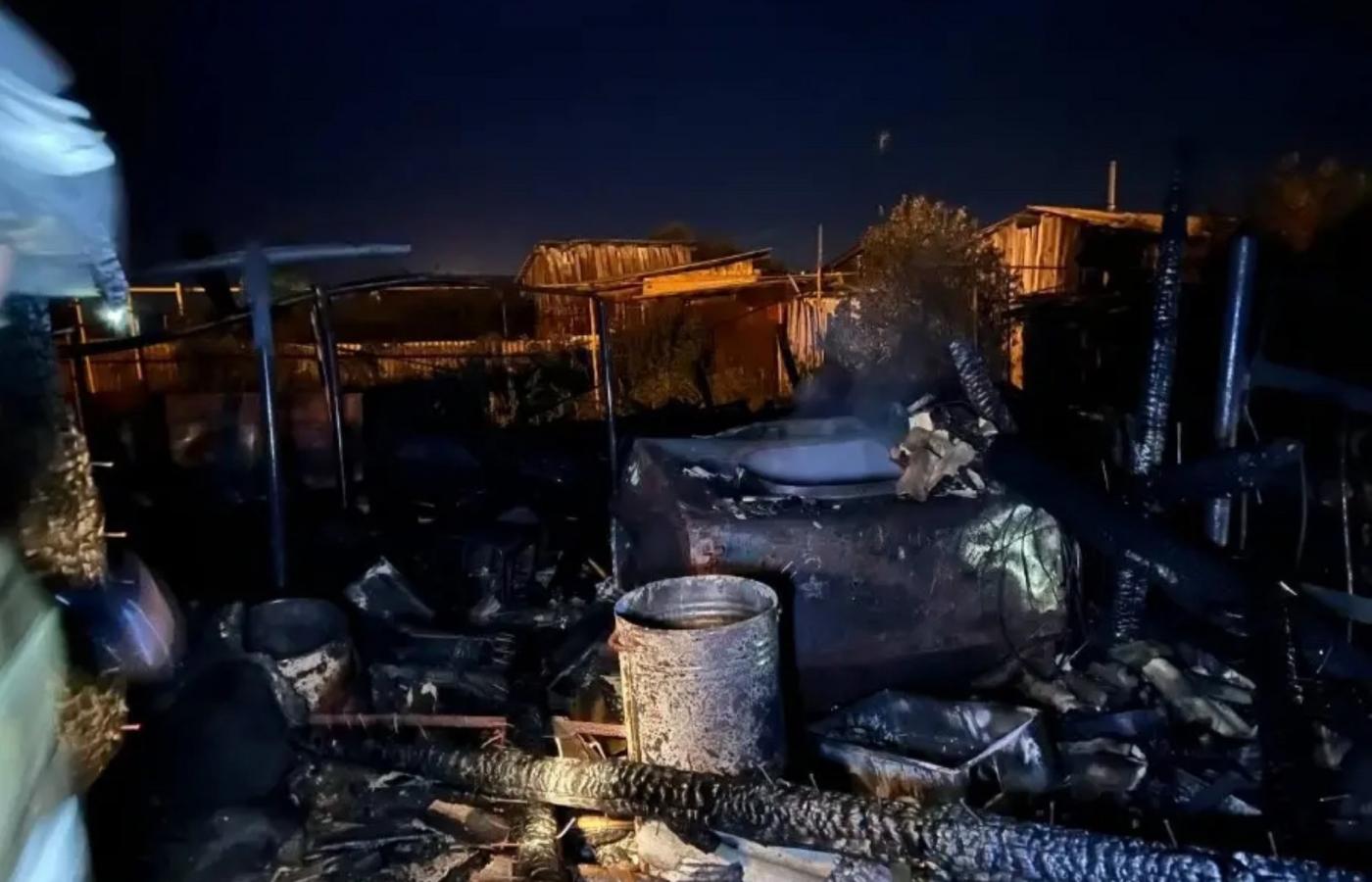 Уголовное дело возбудили по факту гибели 7-летней девочки при пожаре в Оренбургской области - Фото 1