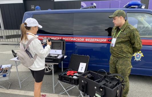 Об использовании ИИ рассказал СКР на Международном фестивале молодёжи в Екатеринбурге - Фото 1
