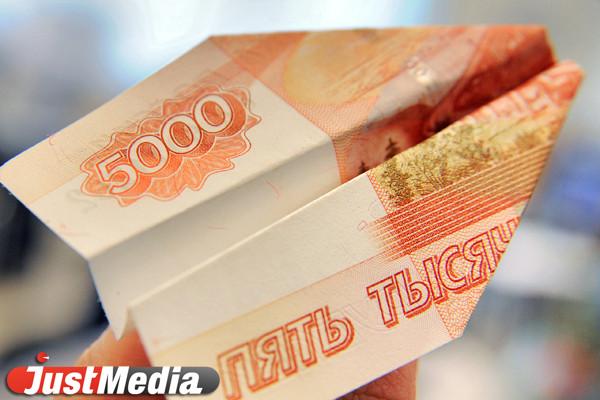 Под угрозой уголовки полмиллиона рублей по алиментам выплатила мать 5 детей в Кушве - Фото 1