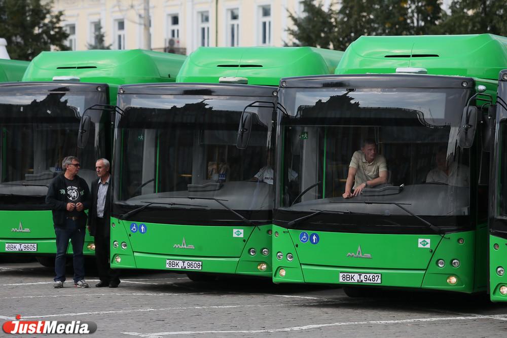 Еще пять новых автобусов в рамках льготного лизинга получила Свердловская область - Фото 1