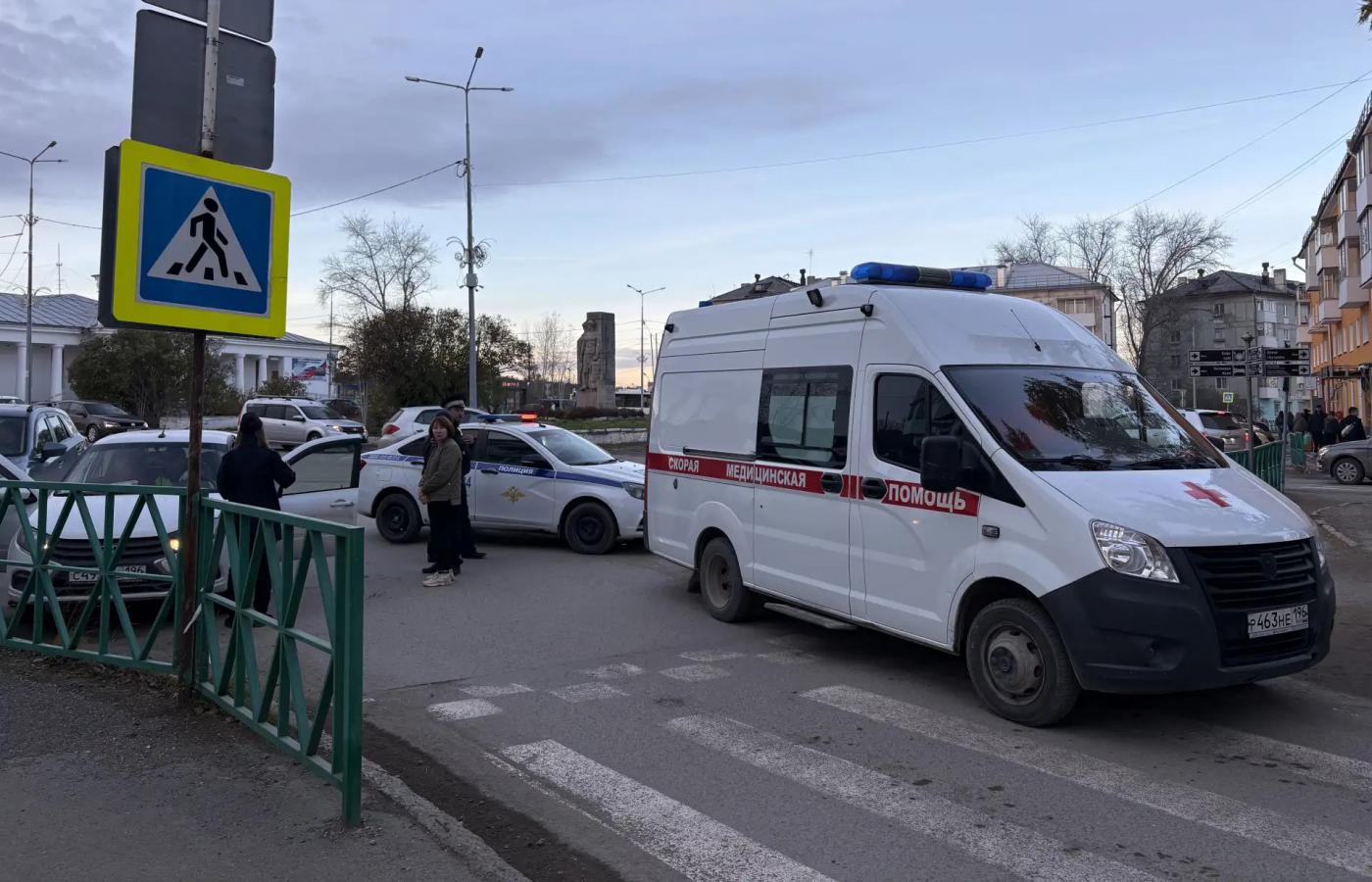  8-летнего мальчика сбила на «зебре» женщина-водитель «Рено» в Североуральске - Фото 1
