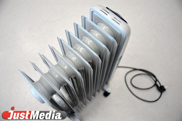 МЧС напомнил свердловчанам, как правильно топить печь и пользоваться обогревателями - Фото 2