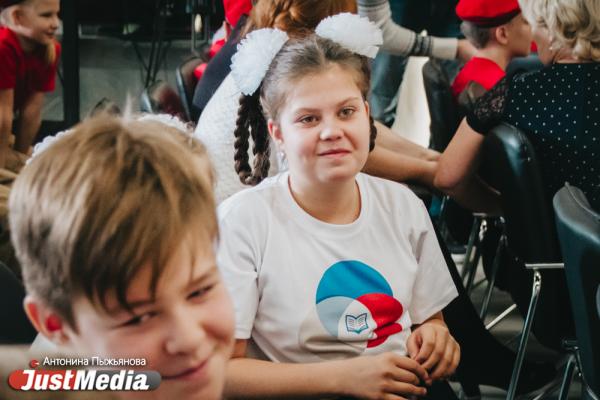 Прыгнуть с парашютом или заправить детям кровати в садике: юные уральцы осуществят мечты благодаря патриотическим программам - Фото 13