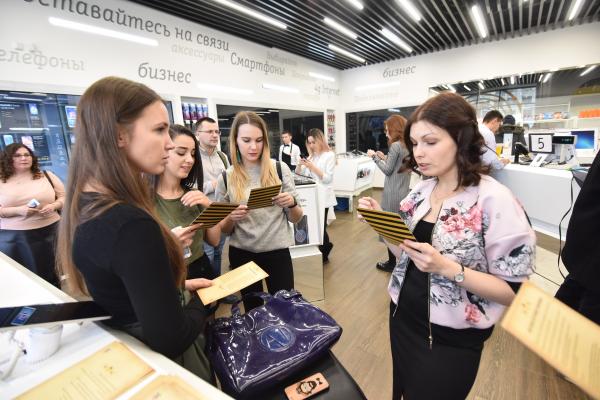 Екатеринбуржцы начали соревноваться в чтении любимых сказок, чтобы стать участниками литературного марафона «От мала до велика» - Фото 8