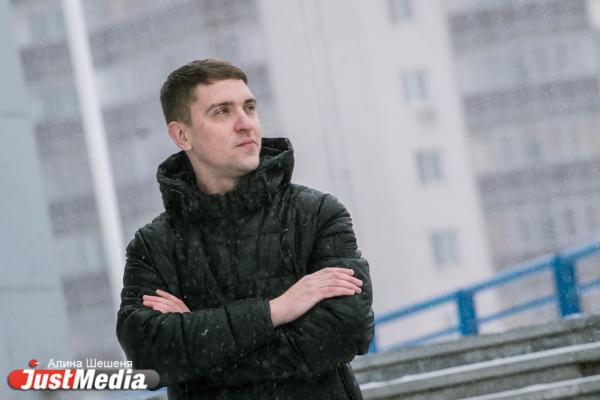 Алексей Носырев, специалист по логистике: «Я бы в такую погоду нос из дома не высовывал». В Екатеринбурге -8 ФОТО, ВИДЕО - Фото 4