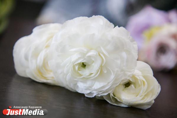 «Стихи нужно писать без ошибок, ведь они мгновенно разлетятся по мессенджерам и соцсетям». Идеальные лайфхаки ко Дню матери - Фото 3