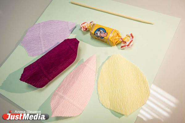 «Стихи нужно писать без ошибок, ведь они мгновенно разлетятся по мессенджерам и соцсетям». Идеальные лайфхаки ко Дню матери - Фото 11