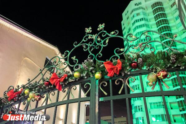 Новогодний Екатеринбург в 20 фотографиях - Фото 10