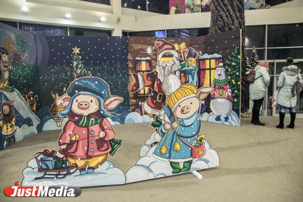 Новогодний Екатеринбург в 20 фотографиях - Фото 14