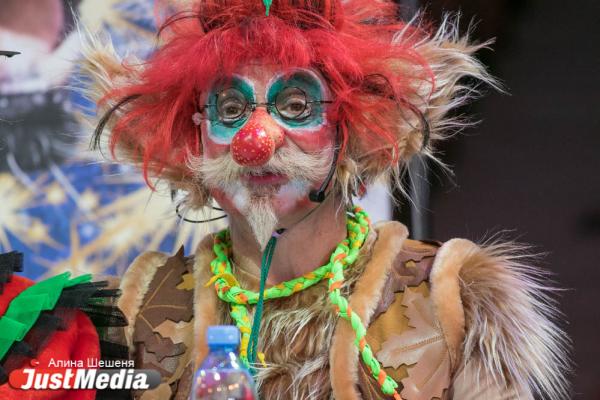 «За одно представление я прохожу 7 километров и трачу 3 600 калорий». Артисты цирка отправят екатеринбуржцев в Лапландию, Королевство птиц и пустыню - Фото 3