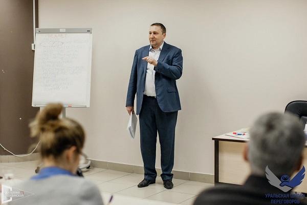 «Применение более строгих санкций – это фактически объявление войны». Прогнозы банковских экспертов на 2019 год - Фото 4