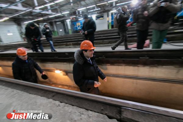 «Кончайте разводить панику». Высокинский сказал, на сколько подорожает проезд в метро, и оценил отремонтированные вагоны - Фото 8