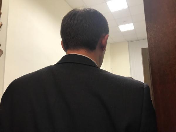 «Почему вы вставляете нам палки в колеса?» Журналистов не пустили на открытую встречу вице-мэра Екатеринбурга с противниками отмены 024 маршрутки. ВИДЕО - Фото 2