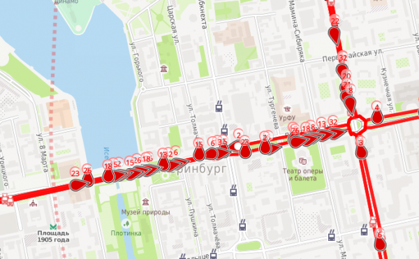 На проспекте Ленина трамваи встали в пробку из-за сильного снегопада - Фото 2