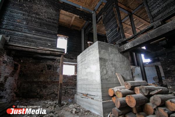 О роскошных приемах времен царской России здесь не напоминает ничего. Показываем и рассказываем о сгоревшей усадьбе Ваганова - Фото 11