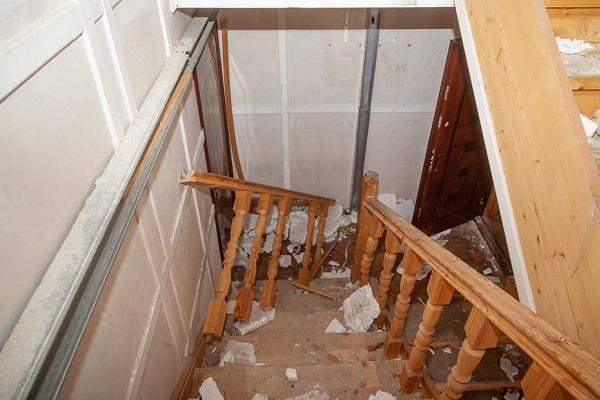 Депутат Госдумы РФ разберется, почему дом для камышловских сирот оказался заброшенным - Фото 3