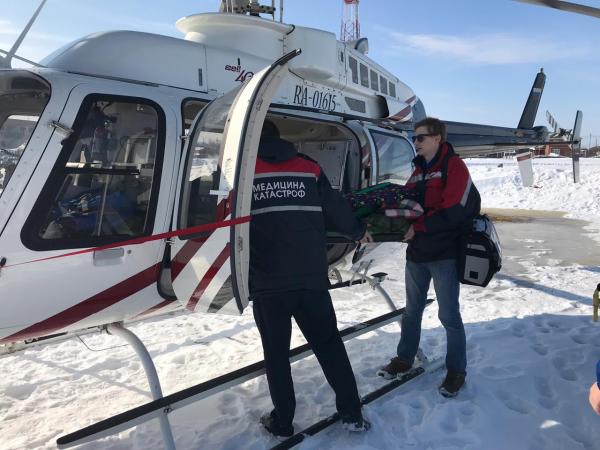 Шестимесячного малыша с пневмонией доставили вертолетом из Туринска в Екатеринбург  - Фото 4