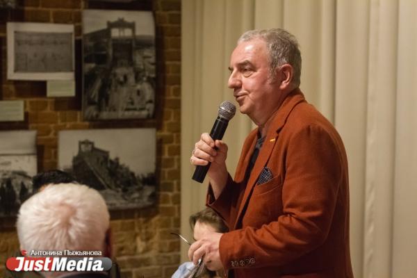 «Еврогазоны», деревья, низкие светильники и фасады домов в стиле 60-х годов. Каким хотят видеть проспект Ленина в Екатеринбурге  - Фото 2