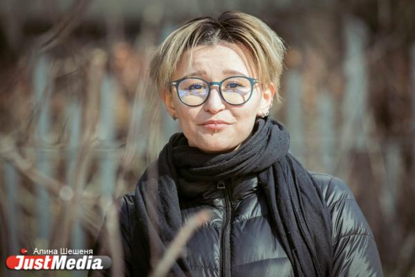 Ведущая мероприятий Алина Шакирова: «Погода на Урале «доставляет удовольствие» всем». В Екатеринбурге +10 - Фото 2