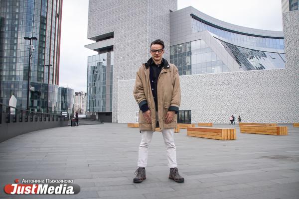  Американский художник Рон Реже: «Я посетил шесть городов Сибири и это первый город, где облачная погода». В Екатеринбурге +1 - Фото 3