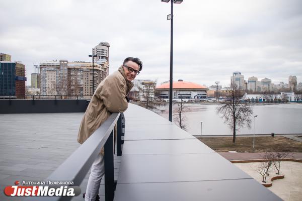  Американский художник Рон Реже: «Я посетил шесть городов Сибири и это первый город, где облачная погода». В Екатеринбурге +1 - Фото 6