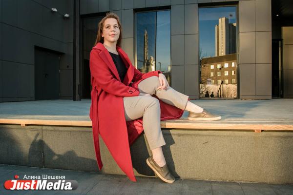 Блогер Анна Стародубова: «Меня уральская погода очень удивляет и пугает». В Екатеринбурге +12 - Фото 6