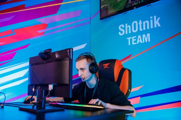 В Екатеринбурге определили сильнейших виртуальных танкистов России - Фото 11