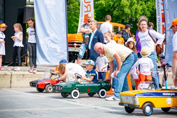В Екатеринбурге прошло первое детское ретро-ралли - Фото 4