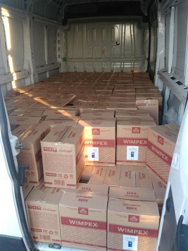 Уральские таможенники нашли в Fiat 1000 литров паленой водки - Фото 2