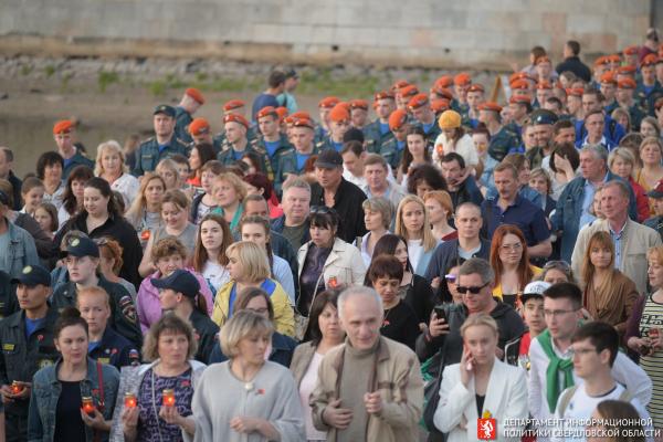 В День памяти и скорби на Широкой речке состоялась торжественно-траурная церемония - Фото 4