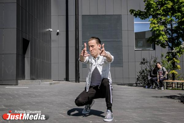 Игорь Кожевин, Театр драмы: «И хоть у меня репетиции каждый день, я все равно счастлив, потому что настало долгожданное лето». В Екатеринбурге +29 - Фото 3