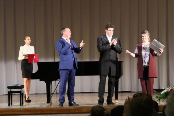 Денис Мацуев дал за день три концерта в Свердловской области и передал детским школам концертные рояли от региона  - Фото 4