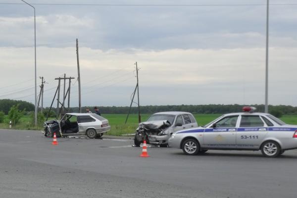 В Сухом Логу водитель-новичок устроил ДТП, в котором пострадал сам и покалечил мужчину с ребенком - Фото 3