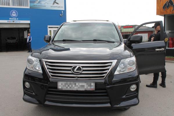 Екатеринбуржец не мог погасить кредит за Lexus и подался в бега - Фото 3