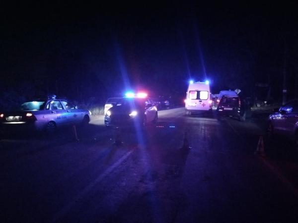 В Первоуральске от столкновения с деревом загорелся Hyundai. Погибли два человека - Фото 4