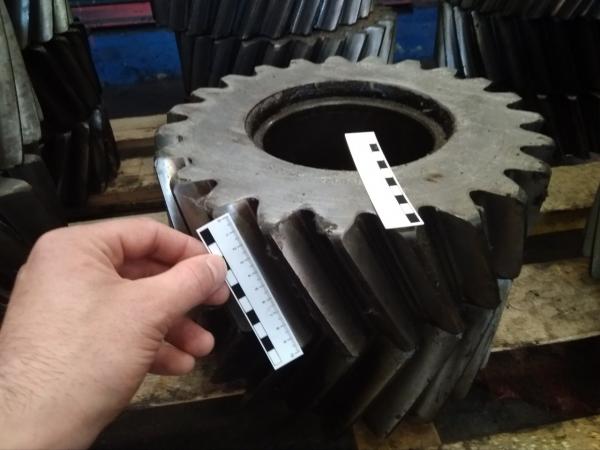 В Екатеринбурге осудили четырех человек, которые украли колеса для локомотива весом 5 тонн - Фото 2