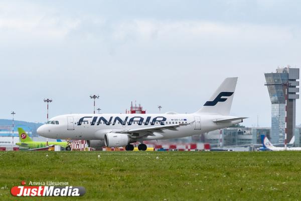 Взлеты и посадки. JustMedia.ru понаблюдал за самолетами в Кольцово - Фото 11