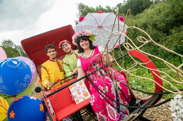 Забег ради жизни, гонки на дрезинах и футбол роботов. В Екатеринбурге с размахом отметили День железнодорожника - Фото 7